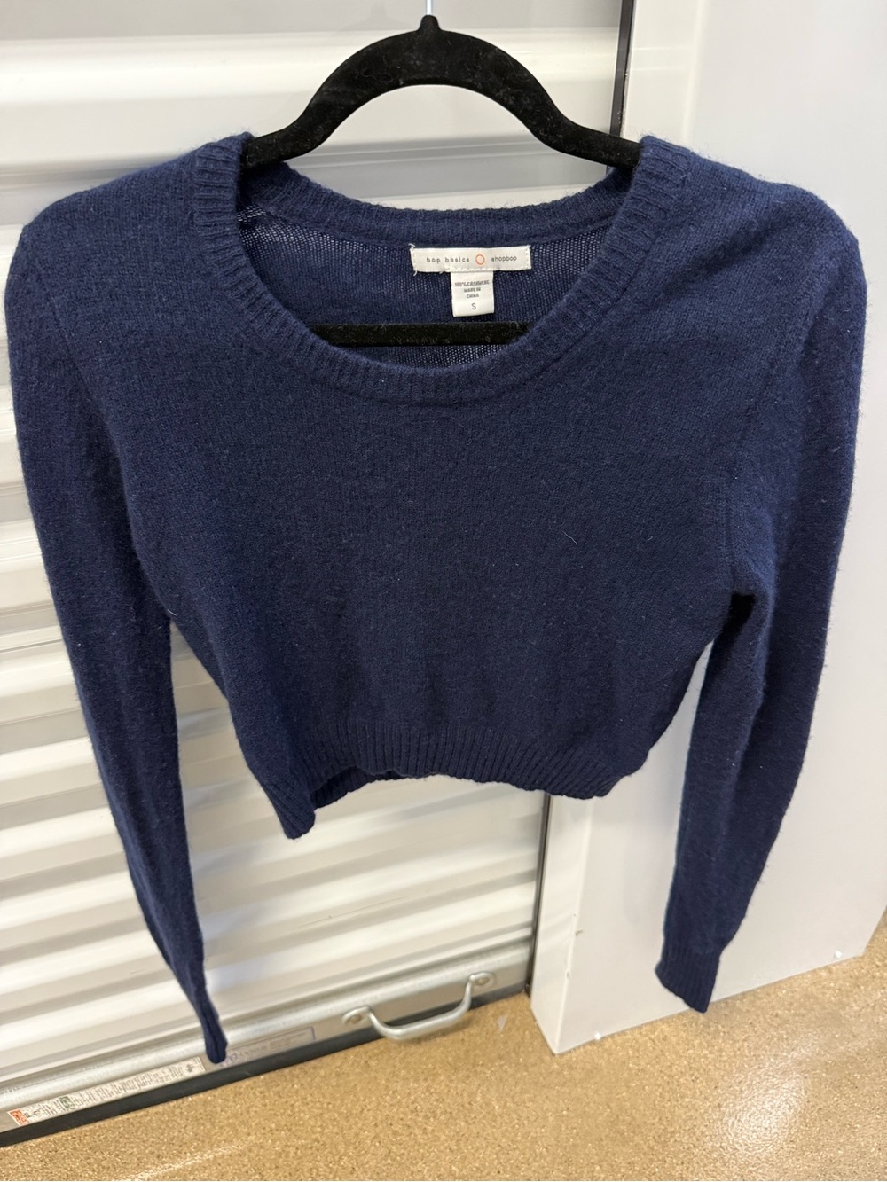 Scoopneck Navy Crop Cashmere Sweater - Women's Crew Pullover